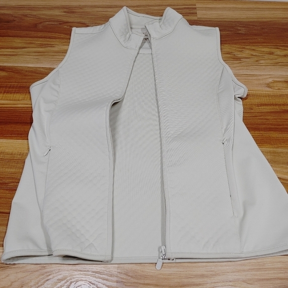 EP Pro Tour Tech Cream Quilted Golf Vest Small - Picture 6 of 13